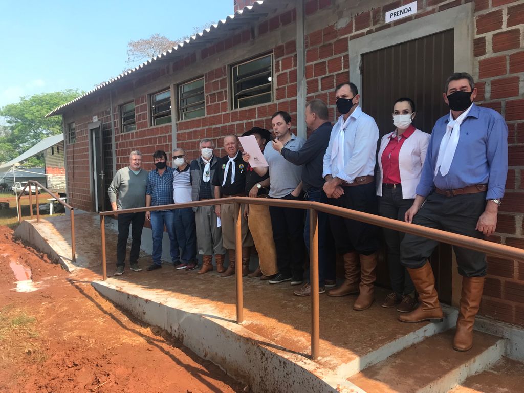 Governo Municipal inaugura melhorias na infraestrutura  do parque de exposições